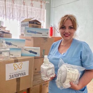 Передача медичних матеріалів лікарням у Кривому Розі та Дніпрі